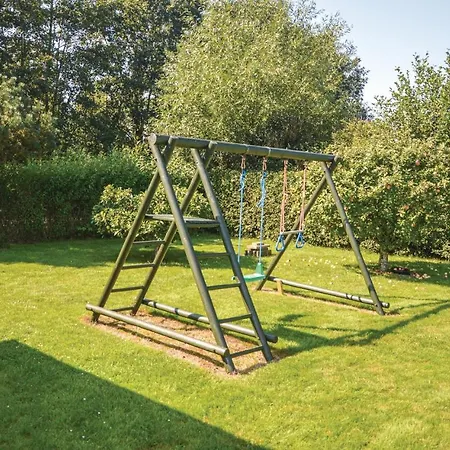 Hyggeligt Hus Med 4 Soveværelser I Hemmet Feriehus